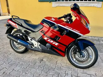 honda cbr 1000 f bucelas