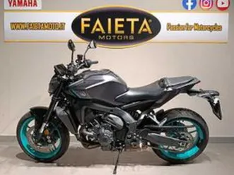 yamaha mt-09 y-amt - 2024