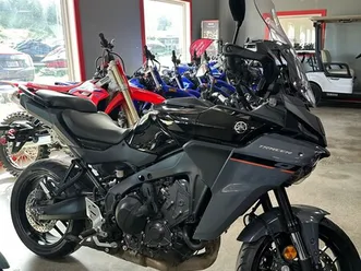 yamaha tracer 9 y-amt - demo with warranty! 2025