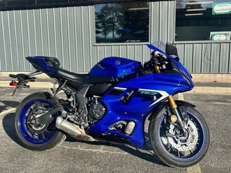 yamaha yzf-r7 - demo 2025