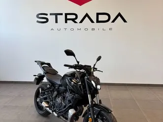 yamaha mt-07 2024 / a2 / topcase / compteur tft / entretien complet yamaha