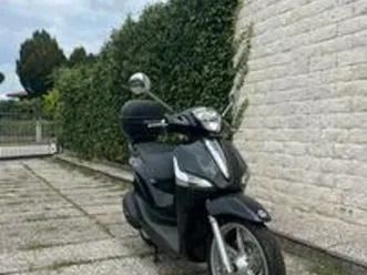 piaggio liberty