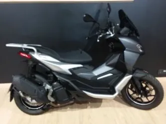 aprilia sr 125 gt 2022 125 cm3 | scooter | 4 457 km | gris | 22100 quevert