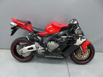 ② cbr1000rr accidentée moteur ok