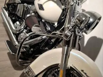 ② harley-davidson softail heritage 1700 cc
