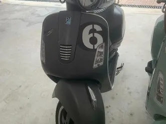 ② vespa 300 gts super sport