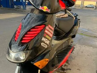 aprilia - sr 50 agua