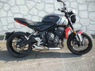 triumph 660 trident a2