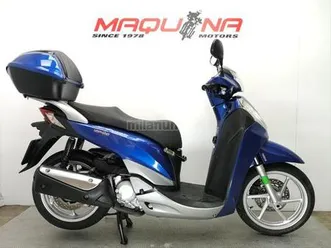 honda - scoopy sh300i topbox