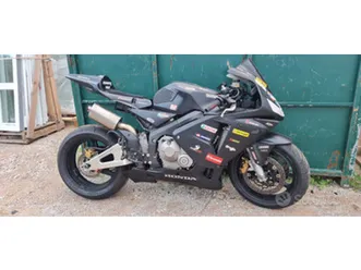 honda cbr600rr pista