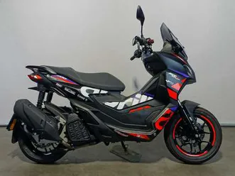 aprilia sr gt 200 replica zwart
