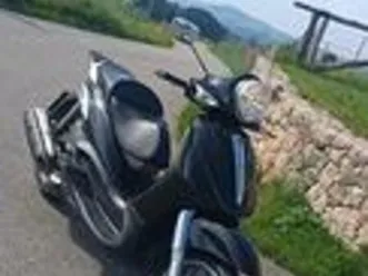 piaggio beverly 500