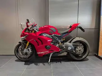 ducati panigale v4 s red 2021 rosso