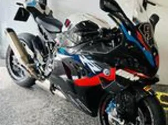 bmw m 1000 rr come nuova kit carbonio