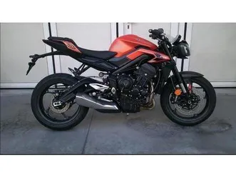vendo triumph street triple 765 r a2 (2024 - 25) nuova a bergamo (codice 9825606) - moto.it