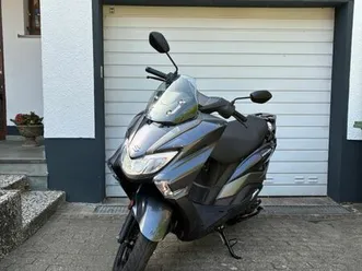 suzuki burgmann ex street 125