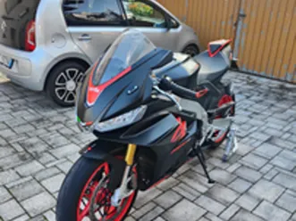 rsv4 2023 solo 2825km passaggio incluso