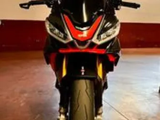 aprilia tuono v4 factory