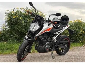 ktm duke 390