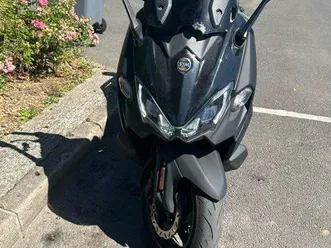 vends maxi scooter maxym tl 500 full black tres bon etat