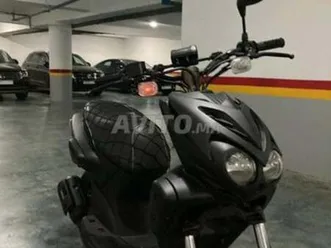 yamaha mbk stunt 2015