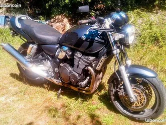 suzuki 750 inazuma