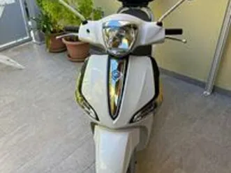 liberty 150 abs bianco