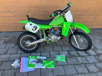 kawasaki kx60 fast alles erneuert! läuft perfekt!
