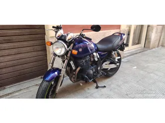 suzuki gsx 750 naked 2002 già epoca