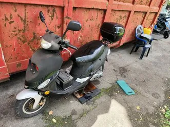 roller 50 ccm / 45 - mit papiere und schlüssel