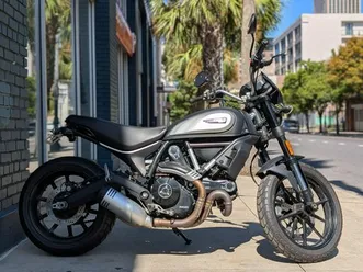 2022 ducati scrambler 800 dark