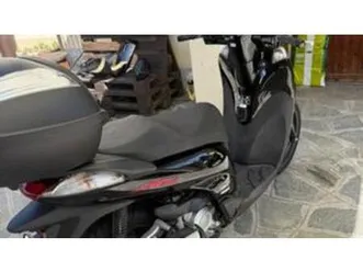 sh 300 i (2011 - 14)