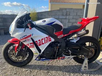 cbr 1000rr piste