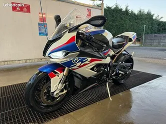 bmw s1000rr pack m jantes carbone akrapovic révision à jour