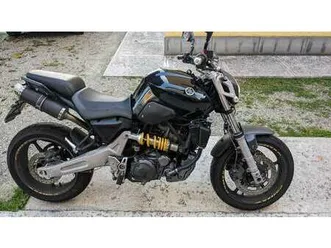 yamaha mt-03 nero
