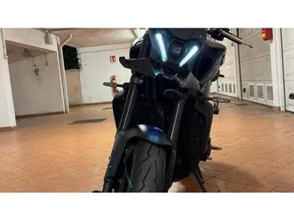 vendo yamaha mt-09 (2021 - 23) usata a roma (codice 9841308) - moto.it