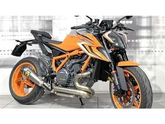 vendo ktm 1290 super duke r (2022 - 23) usata a casalgrasso (codice 9841148) - moto.it