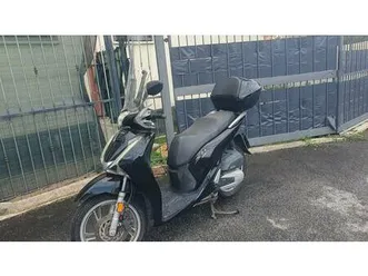 vendo honda sh 150 i (2017 - 19) usata a roma (codice 9841255) - moto.it