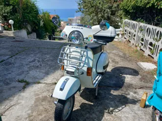 vespa p150x arcobaleno