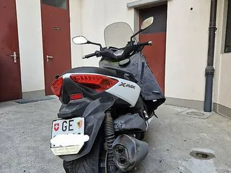 scooter yamaha xmax 400