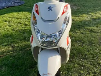 scooter kisbee