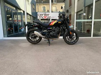 guerrilla 450 playa black - royal enfield