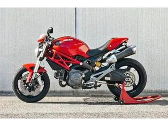 ducati monster 696 r