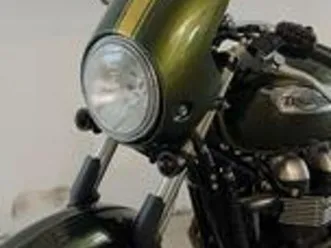 triumph thruxton 900 british green