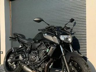yamaha mt-07 – ligne akrapovic titane - full black