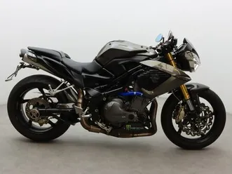 benelli tnt 1130 cafe racer| tre 899 auf 1130 umgebaut