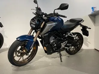 cb 125 r