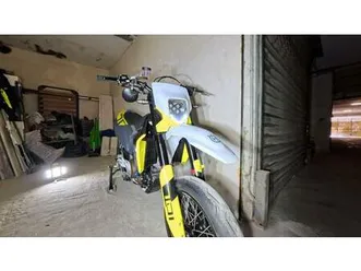 vendo husqvarna 701 supermoto (2023 - 25) usata a rapallo (codice 9841333) - moto.it