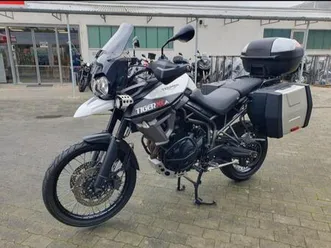 triumph tiger 800 xca