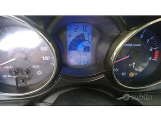 yamaha majesty anno 2005